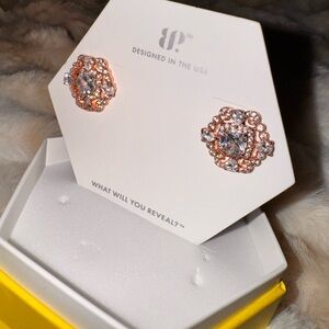 Snowflake Beauties Bomb Party Earrings